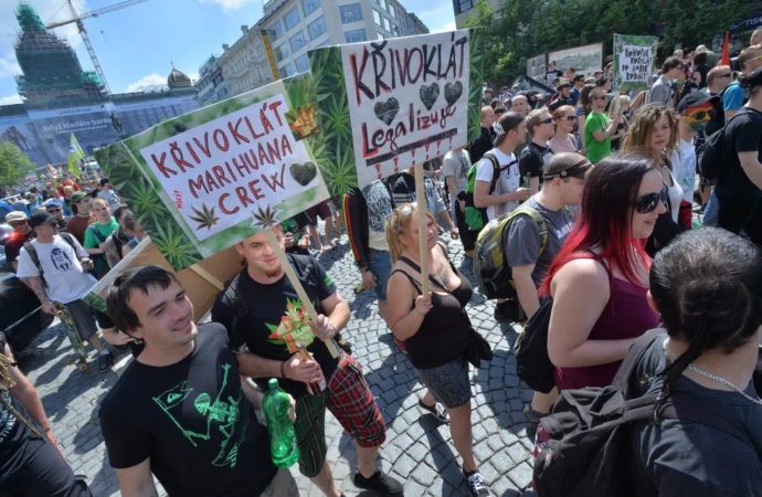 Ceskestavby.cz: 20.4. se každý rok slaví Světový den marihuany a nejdůležitější je čas