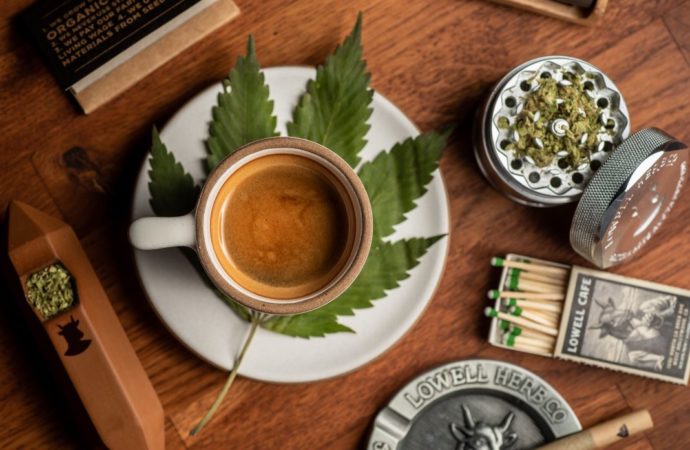 Kalifornie legalizuje Coffeeshopy v amsterdamském stylu!
