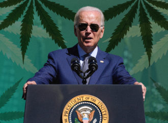 Benzigna.com: Biden omilostnil tisíce odsouzených za držení Cannabis a vyzývá guvernéry, aby udělali totéž